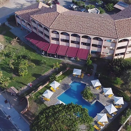 Le California Apartahotel 2*