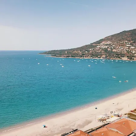 アパートホテル Le California