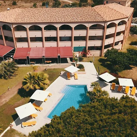 Le California アパートホテル