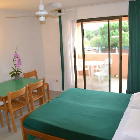 Le California Hotel apartamentowy Sagone (Corsica)