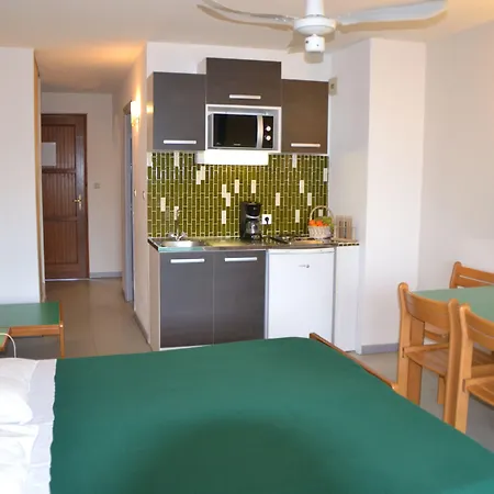 Le California Aparthotel 2*