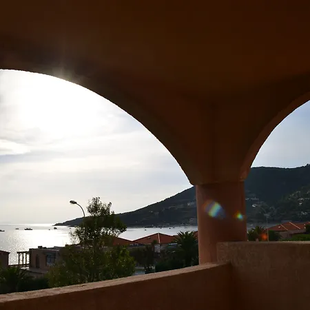 Hotel apartamentowy Le California Sagone (Corsica)