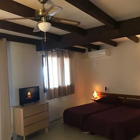 Le California サゴーヌ