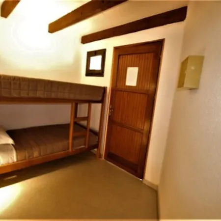 Le California 2*