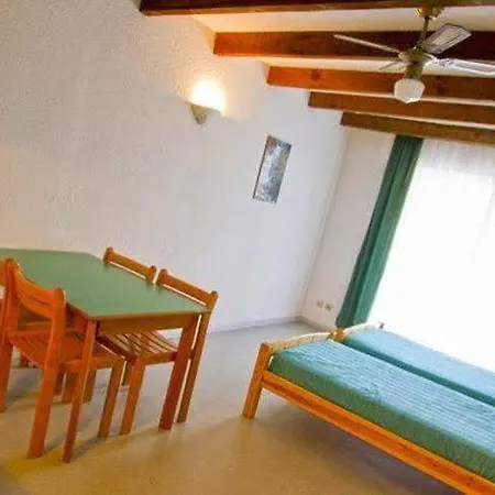 Le California Aparthotel 2*
