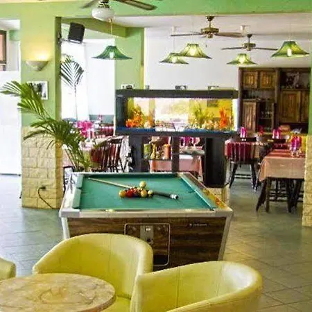 Aparthotel Le California Sagone (Corsica)