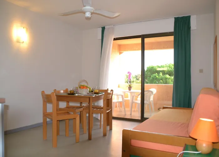 Le California Aparthotel Sagone (Corsica)