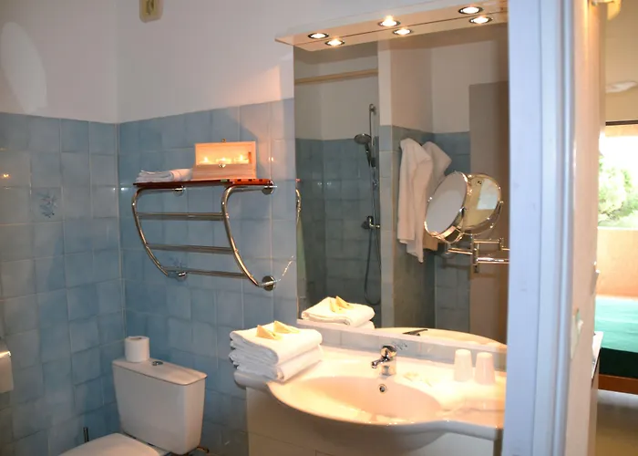 Le California Aparthotel Sagone (Corsica)