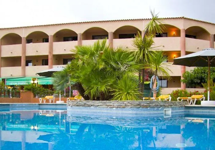 Le California Aparthotel