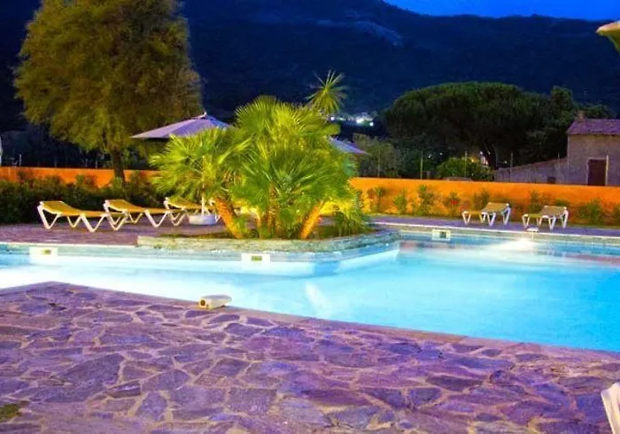 Aparthotel Le California 2*