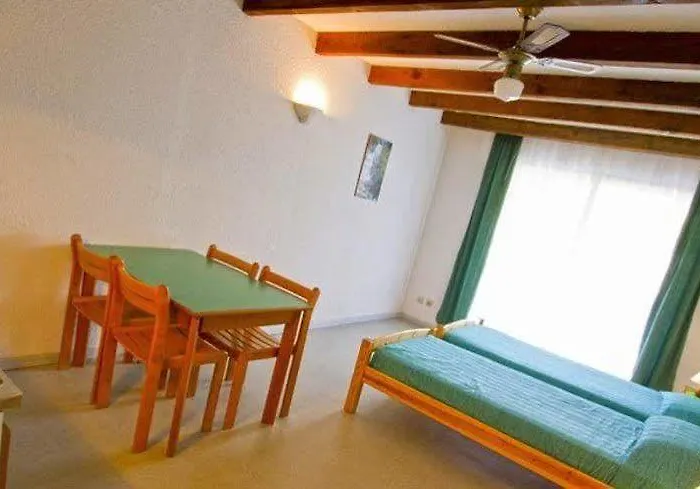 Le California Aparthotel 2*